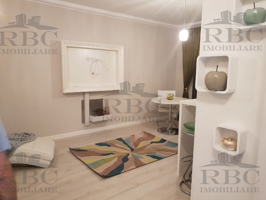 Apartament 2 camere cu parcare zona Semicentrala