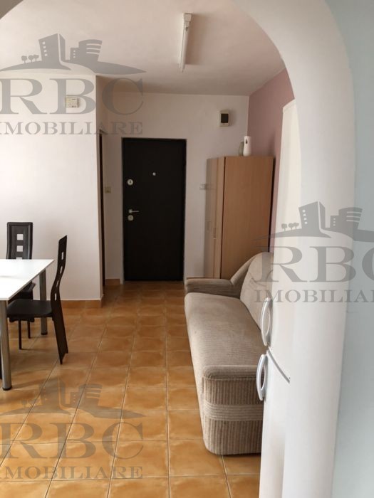 Apartament 2 camere semidecomandat zona Semicentrala