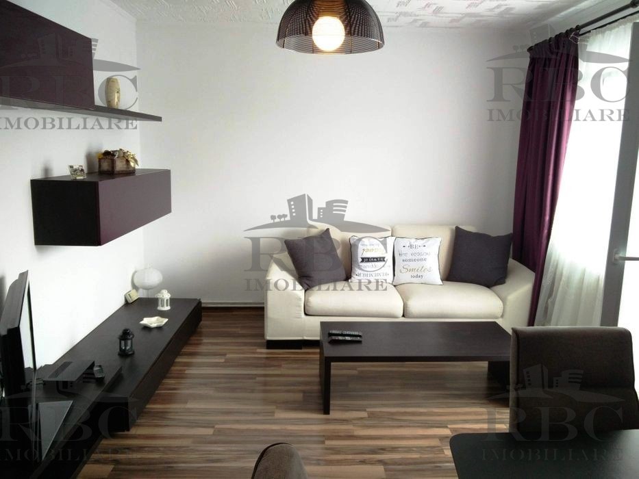 Apartament 3 camere cu garaj Intre Lacuri