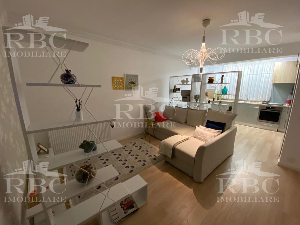 Apartament 2 camere cu parcare zona Calea Turzii