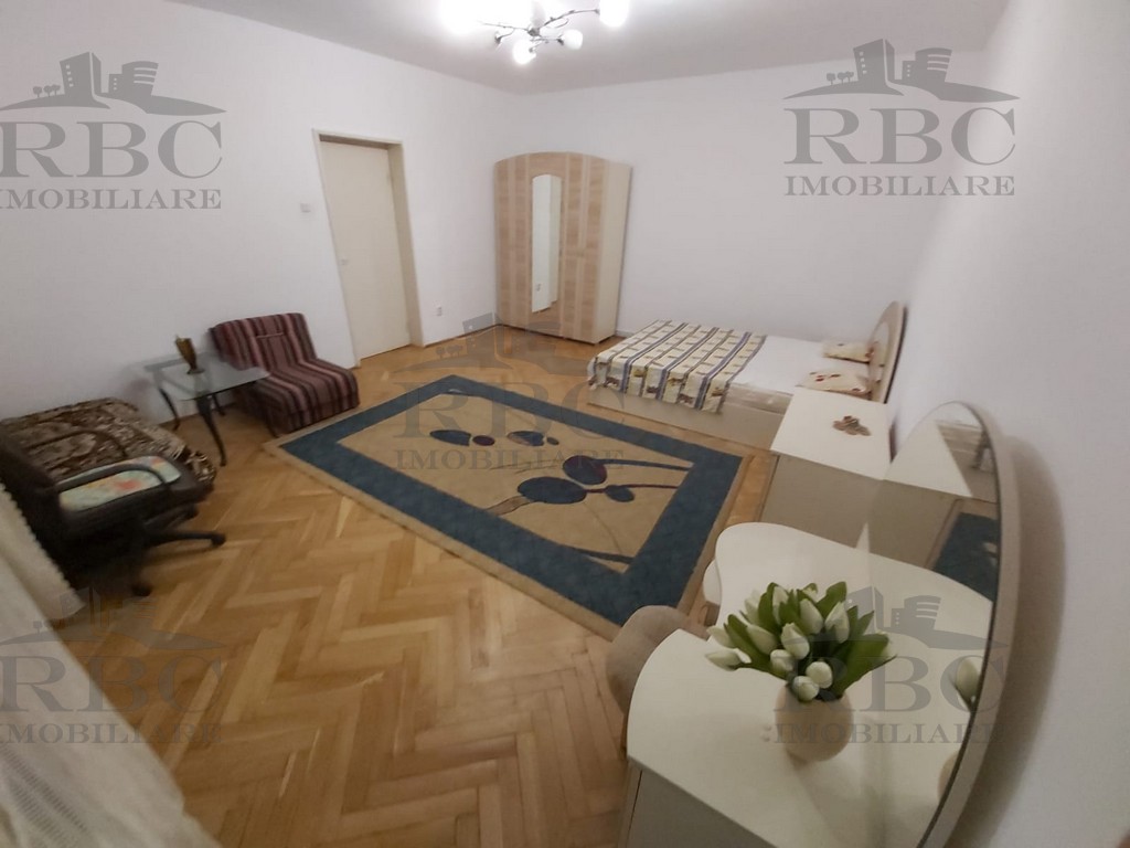 Apartament 1 camera cu loc de parcare zona Centrala