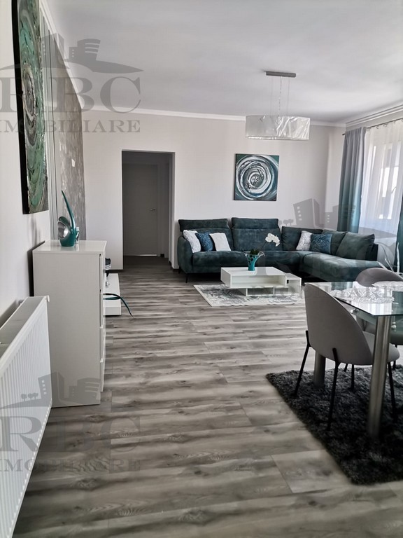 Apartament cu 3 camere finisat la cheie in Floresti