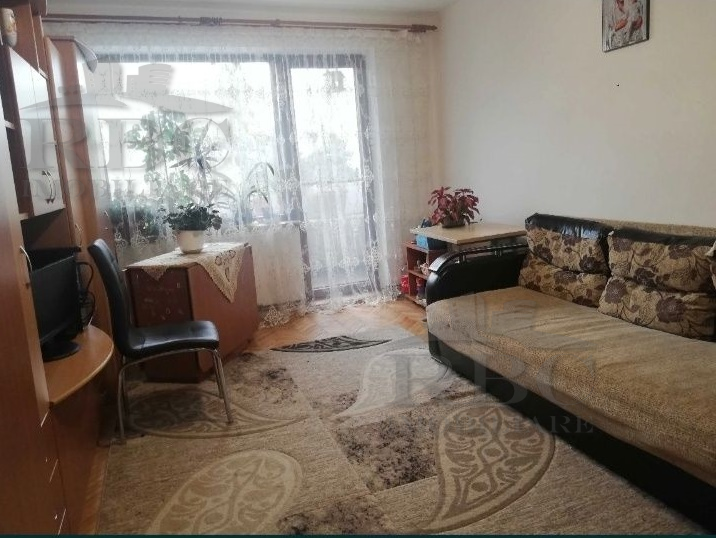 Apartament cu 3 camere decomandat in Gheorgheni