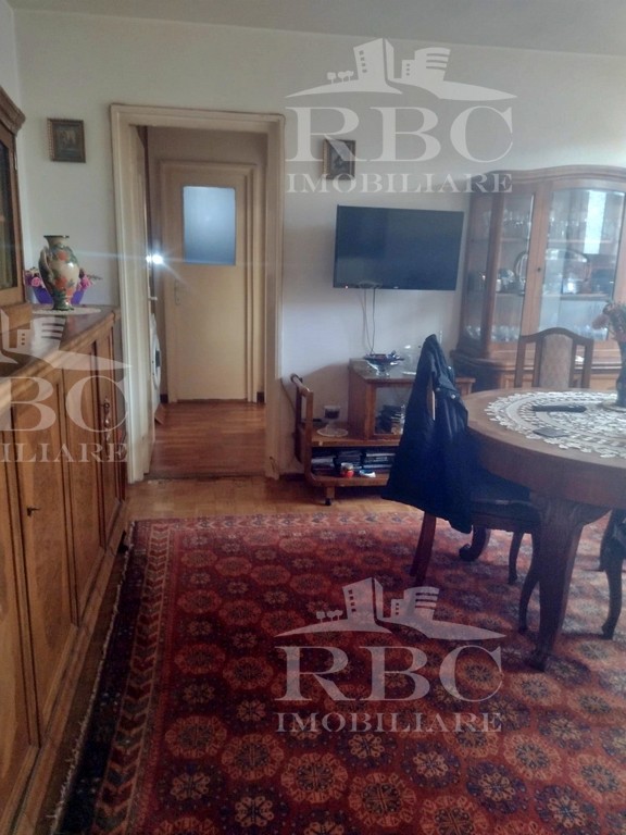Apartament 3 camere la etaj intermediar in Gheorgheni
