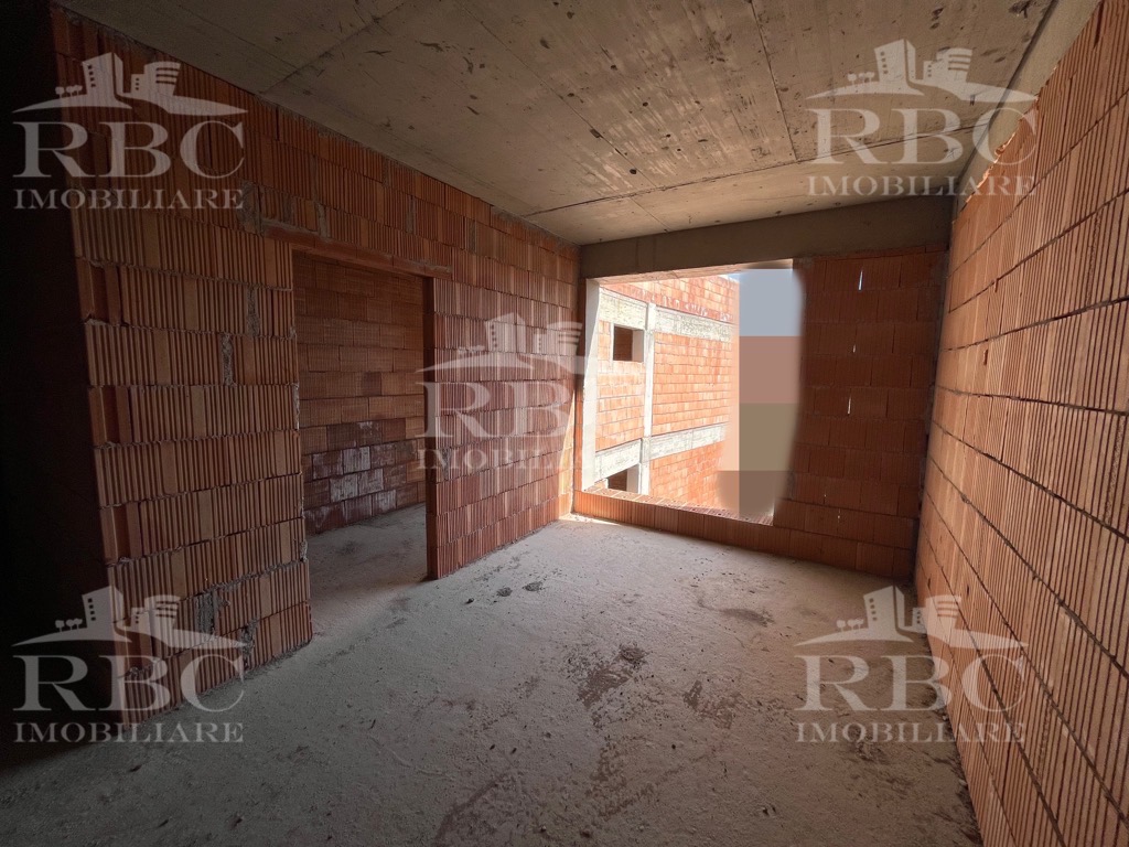 Apartament 1 camera etaj intermediar cu balcon