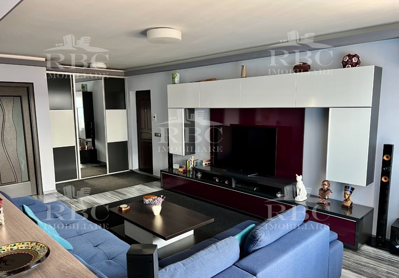 Apartament cu 3 camere si 2 bai in Europa etaj 1