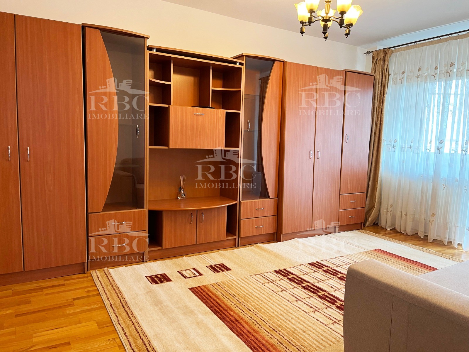 Apartament cu 2 camere etaj intermediar in Marasti