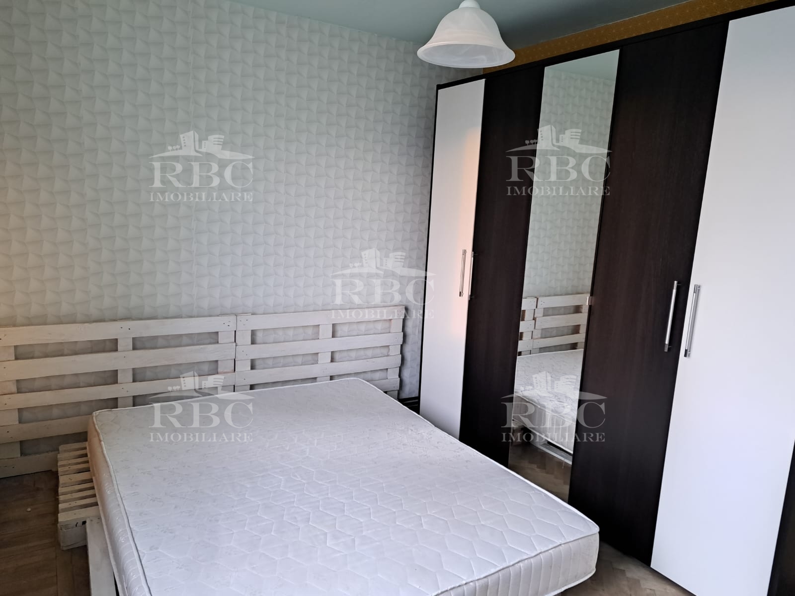 Apartament cu 2 camere decomandat in Gheorgheni