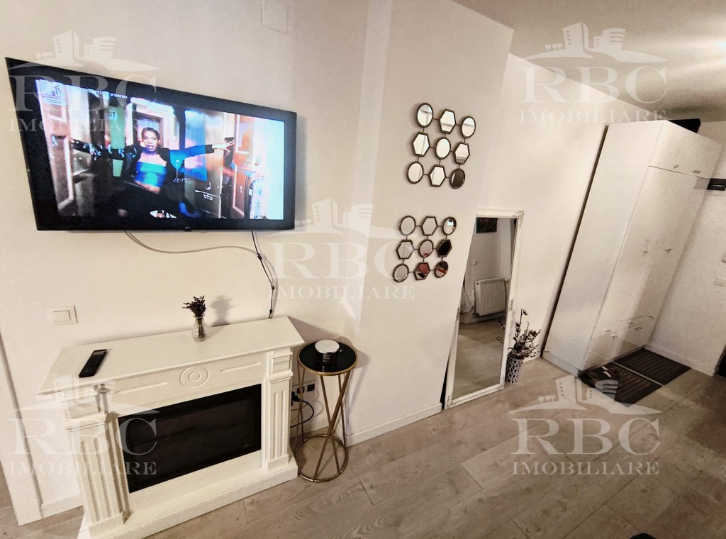 Apartament cu 2 camere in zona Semicentrala cu parcare