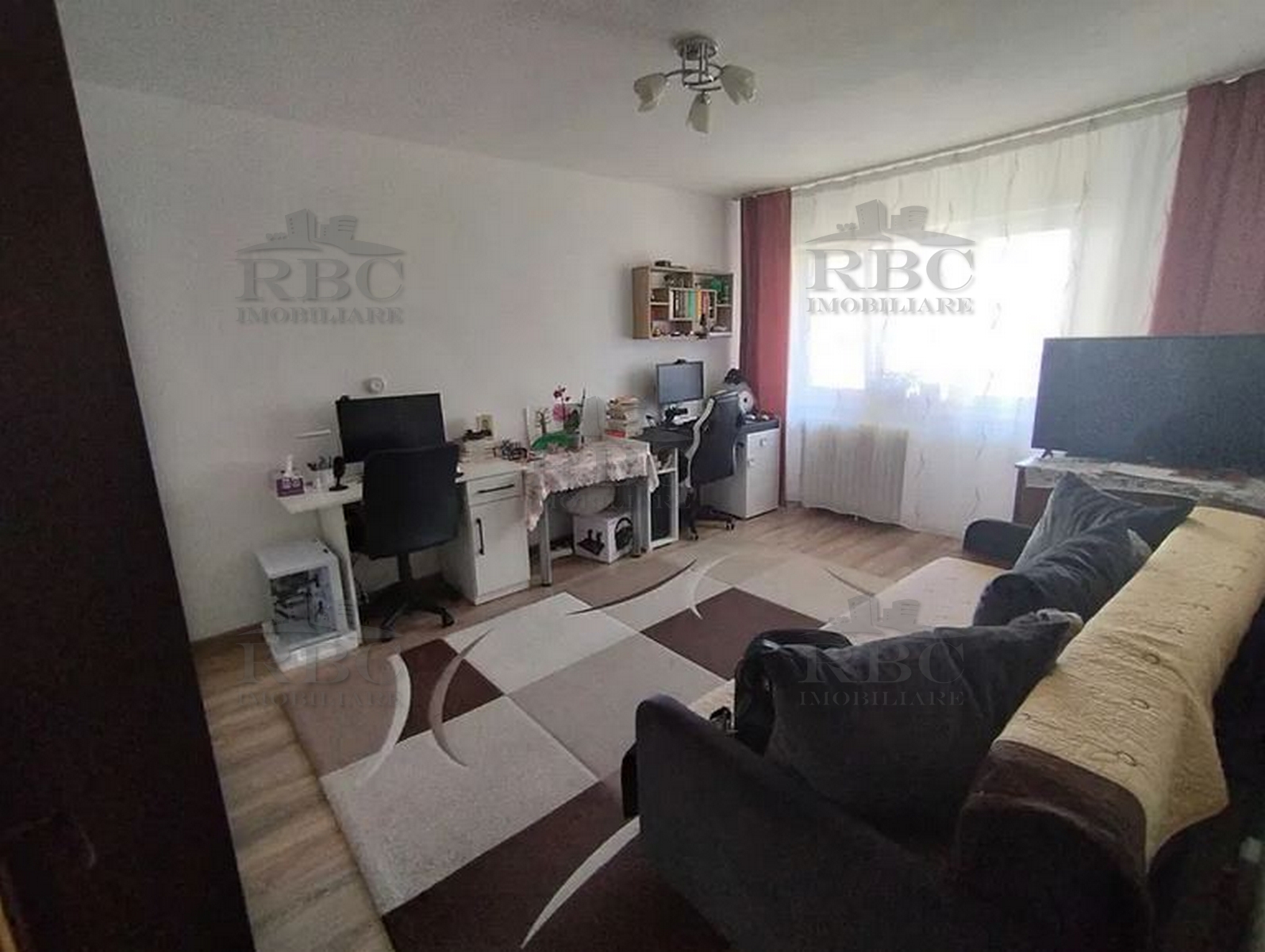 Apartament cu 2 camere in Manastur zona Mehedinti