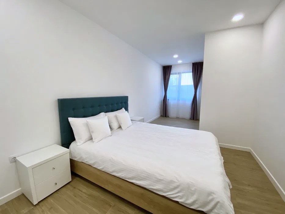 Apartament 2 camere cu parcare și terasă cu servicii hoteliere