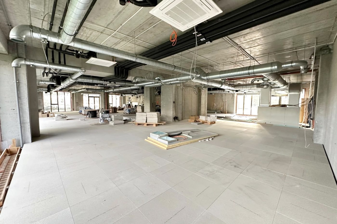 Spatiu comercial cu vitrina zona Semicentrala