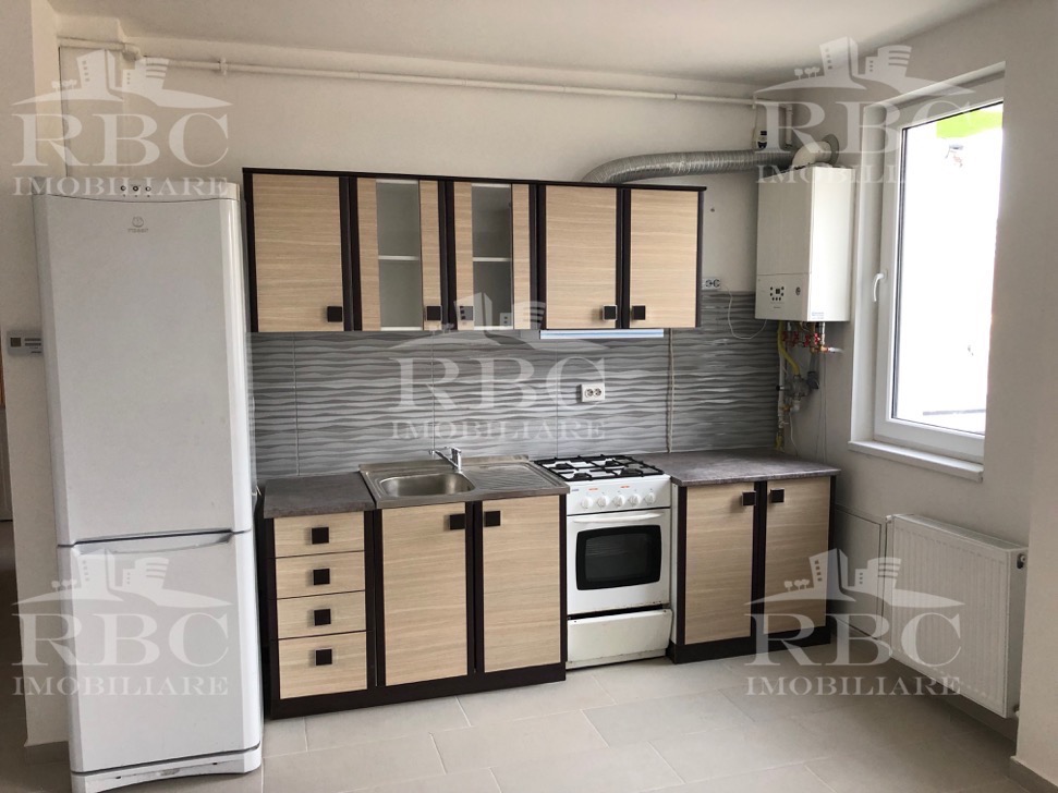 Apartament 3 camere cu parcare subterana zona Sopor