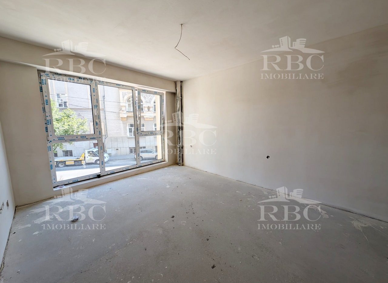 Apartament 100 mp cu 4 camere in bloc nou, zona semicentrala