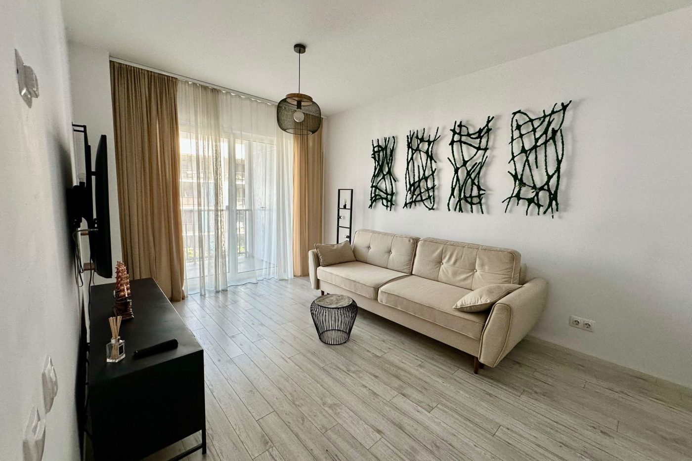 Apartament 2 camere decomandat in Buna Ziua