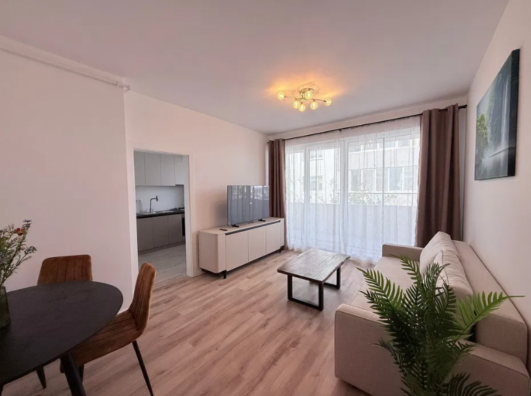 Apartament 2 camere in Floresti zona strazii Cetatii