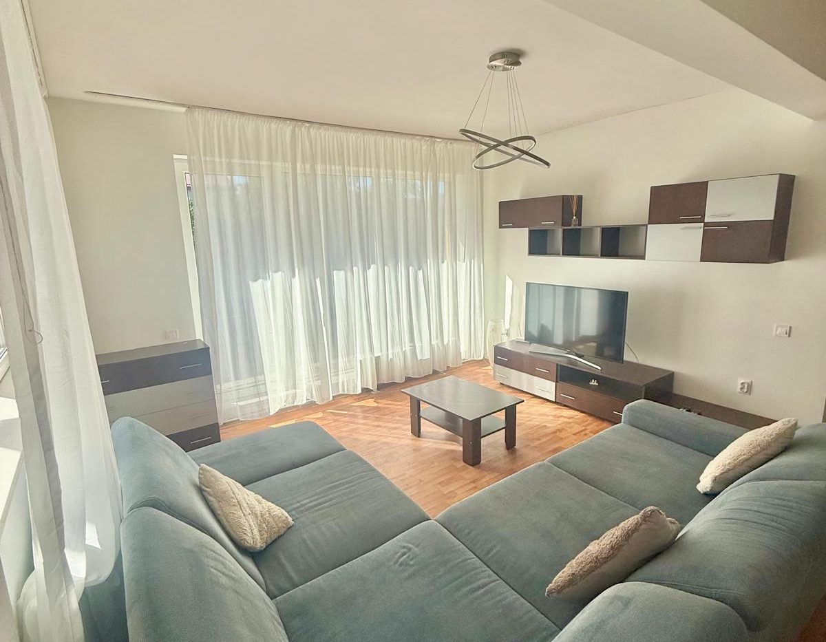Apartament 2 camere semidecomandat Buna Ziua